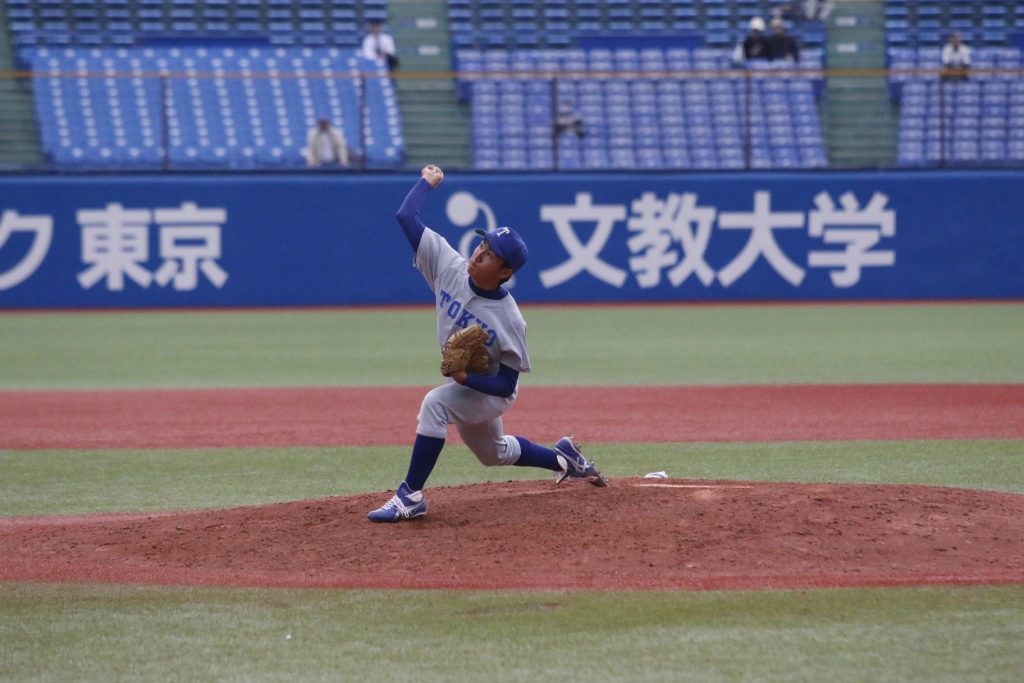 3回を無失点に抑え、初勝利を挙げた有坂投手