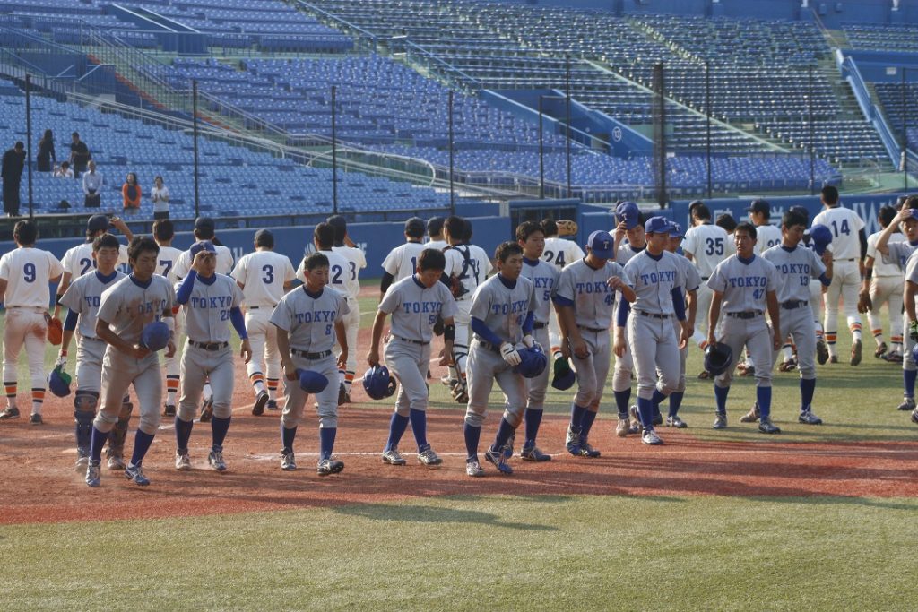 今季最終戦を終えた選手たち（撮影・佐方奏夜子）