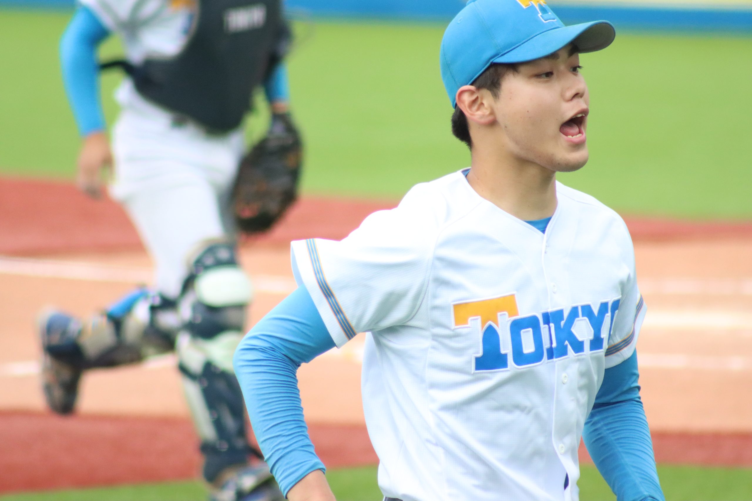 六大学野球】王者明治と互角の戦いも 最終盤に勝ち越される - 東大新聞