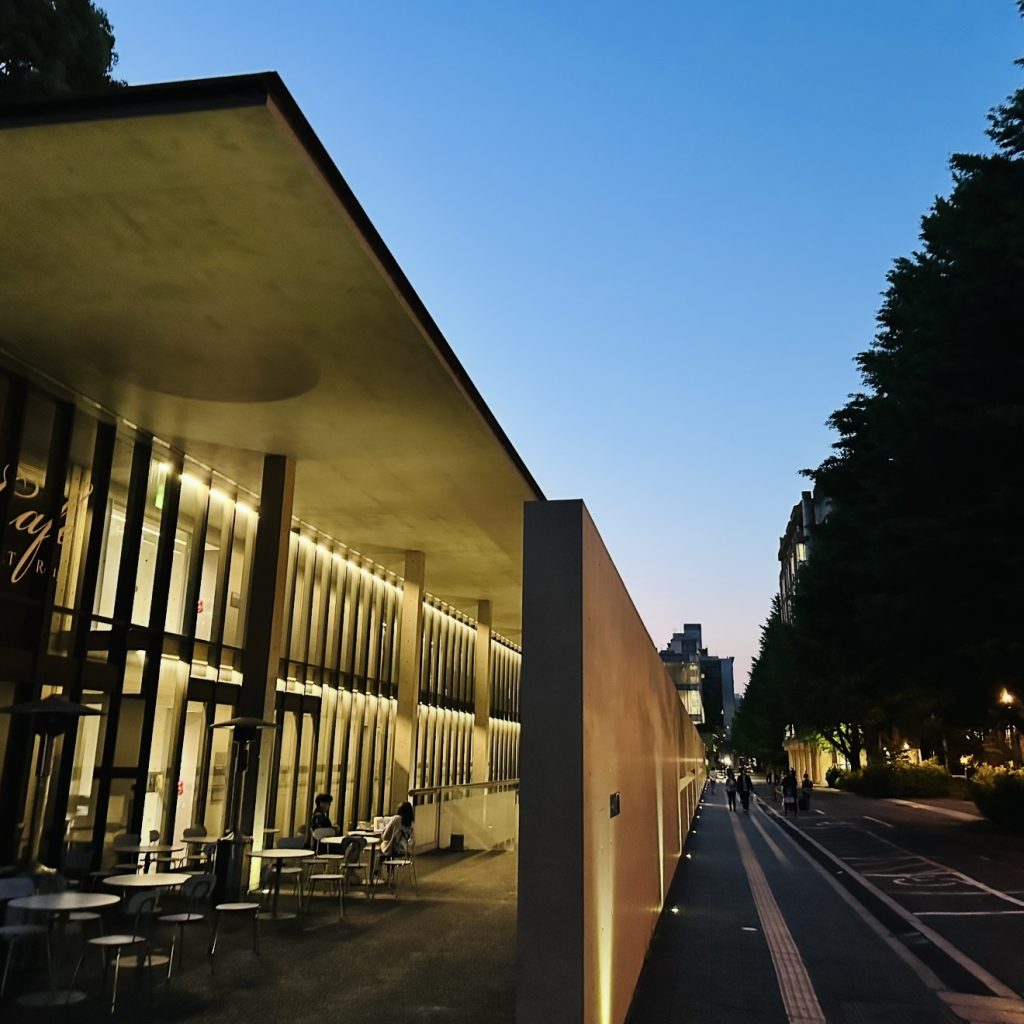 情報学環・福武ホール