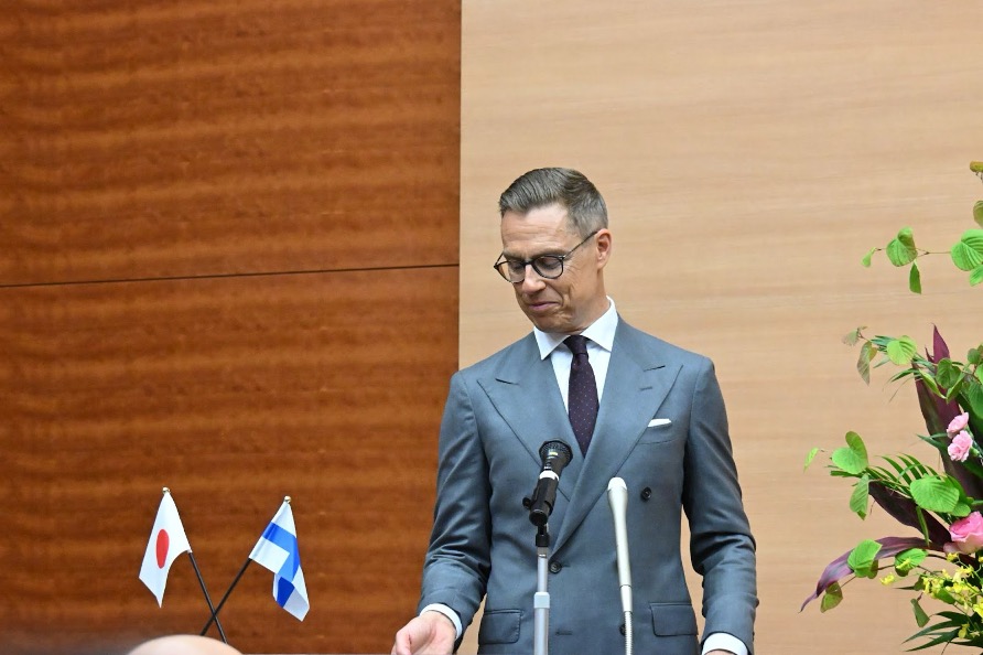 H.E. Dr. Alexander Stubb, 13th President of Finland, presenting at the UTokyo Komaba II Campus(Photo by Sogo Hirai)